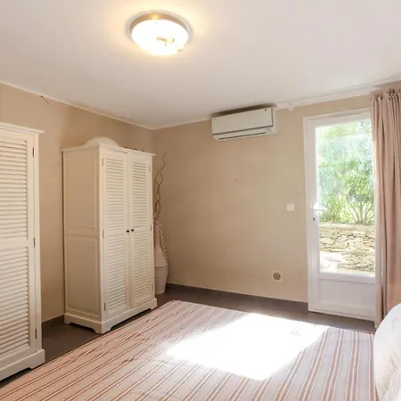 Rosso Apartment